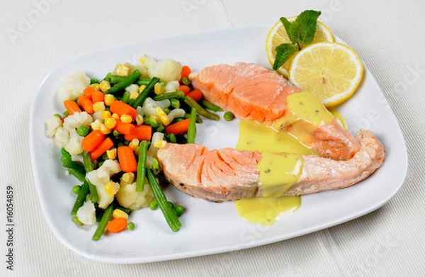 Obraz fish with fresh vegetable