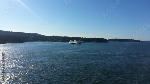 Obraz sunlight ocean with ferry