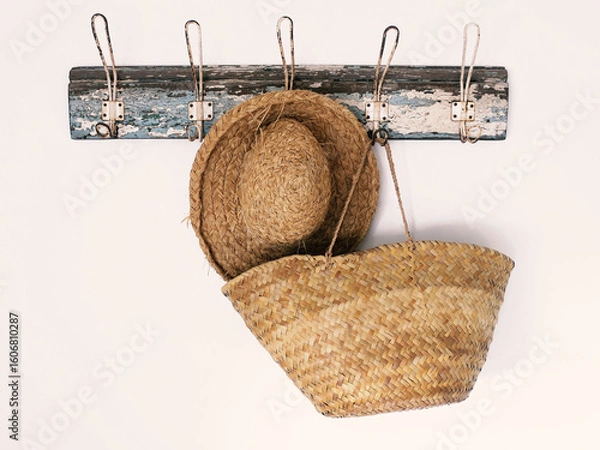 Obraz Hanging hat and basket