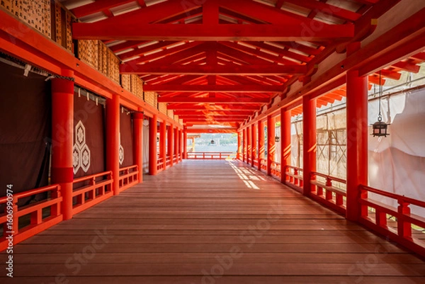 Obraz 世界遺産・日本三景厳島神社東回廊　広島県廿日市市宮島