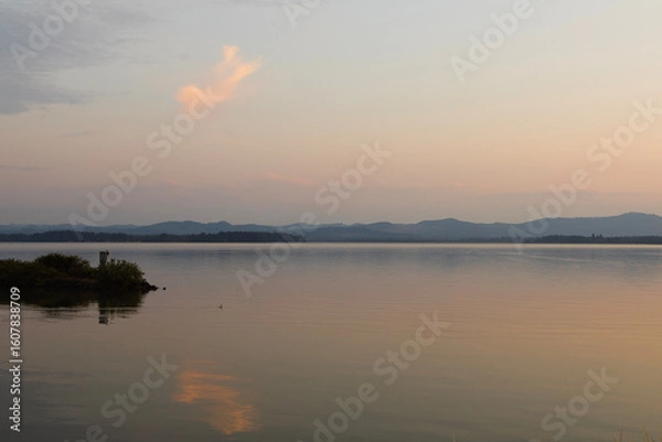 Obraz sunset over the lake