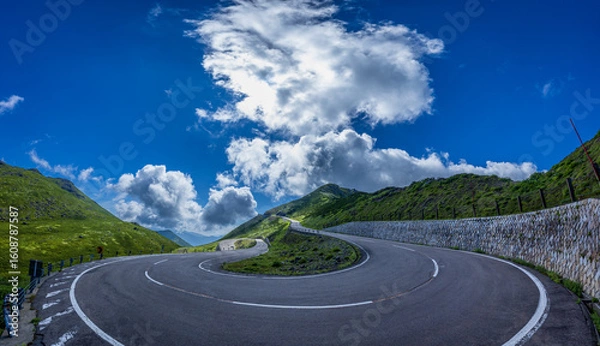 Obraz 乗鞍スカイライン 天空のヘアピンカーブ 標高2600m（岐阜県高山市）