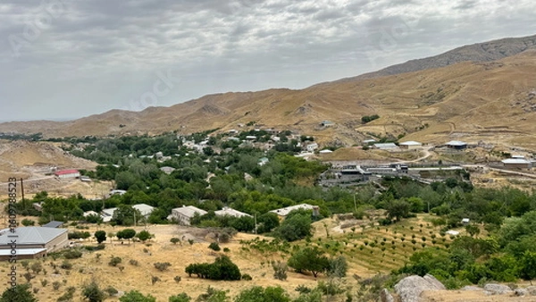 Fototapeta Hiking on the foothill of Glissar Mountains in Samarkand, Uzbekistan