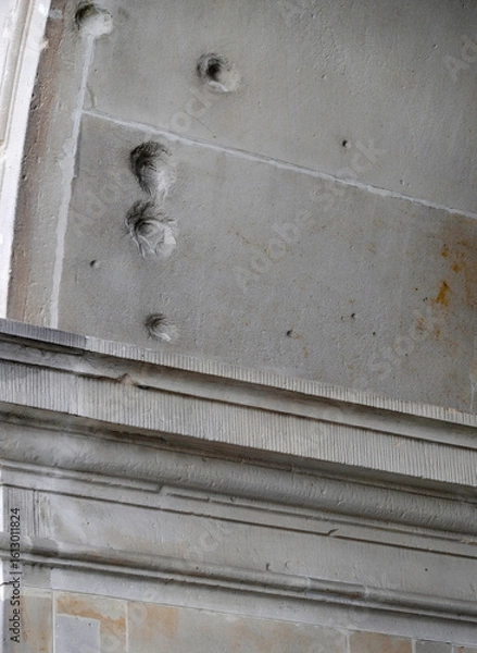 Fototapeta Bullet holes in a building in Warsaw, Poland
