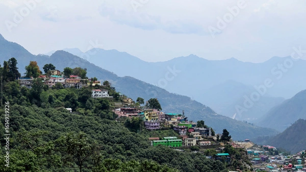 Obraz Panoramic view of Gopeshwar town set against the mountain range backdrop in Chamoli district, Uttarakhand, India.