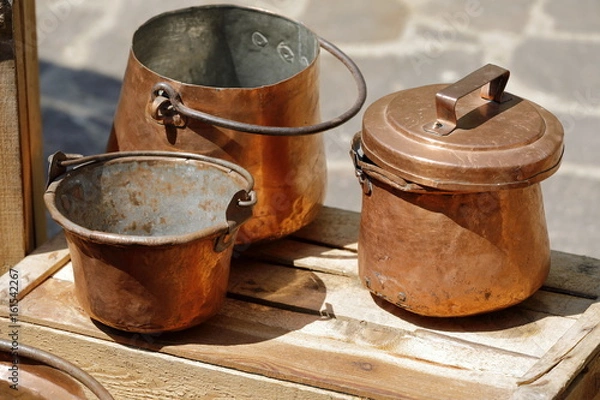 Obraz Stare miedziane garnki