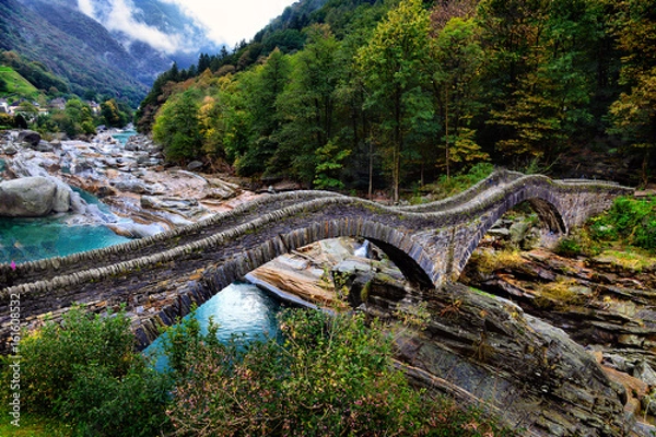 Obraz hiking Trail at the famous Roman Bridge called Ponte dei Salti in Lavertezzo,Verzasca