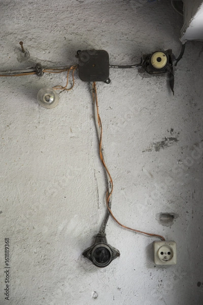Obraz stara instalacja elektryczna