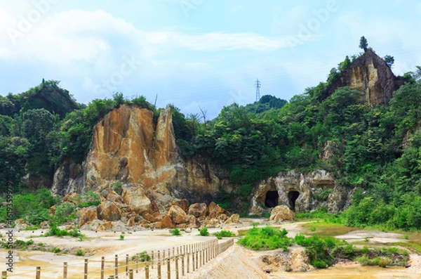 Obraz 佐賀県有田の泉山磁石場（国指定史跡）