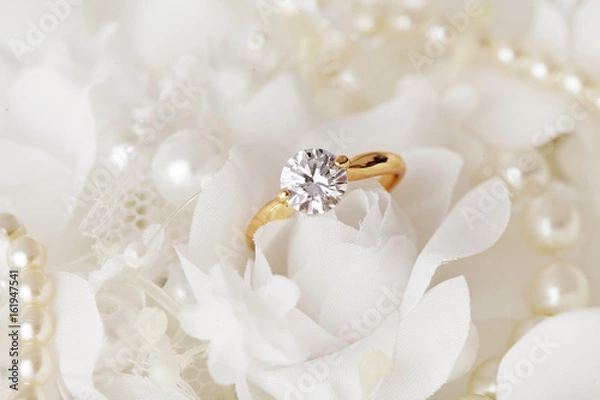 Fototapeta engagement ring