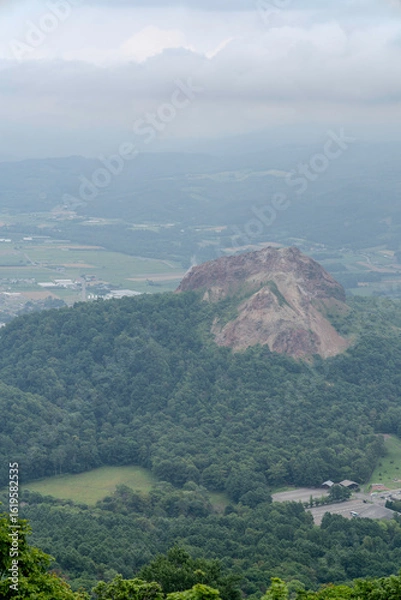 Obraz 有珠山洞爺湖展望台から見た昭和新山