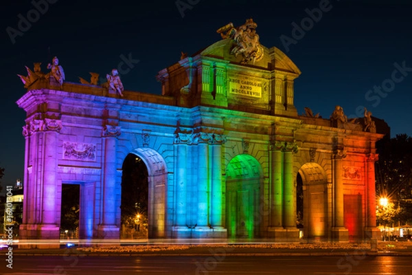 Obraz Alcala Gate in Madrid Celebrating World Pride Week Illuminated in Raainbow Colors