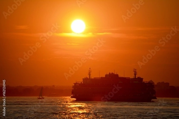 Obraz Sunset Over NYC Harbor