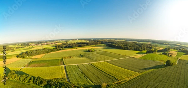 Obraz Nagrywanie powietrza w regionie wiejskim