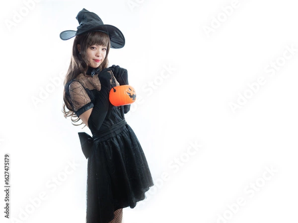 Obraz 【ハロウィン】魔女コスの女性