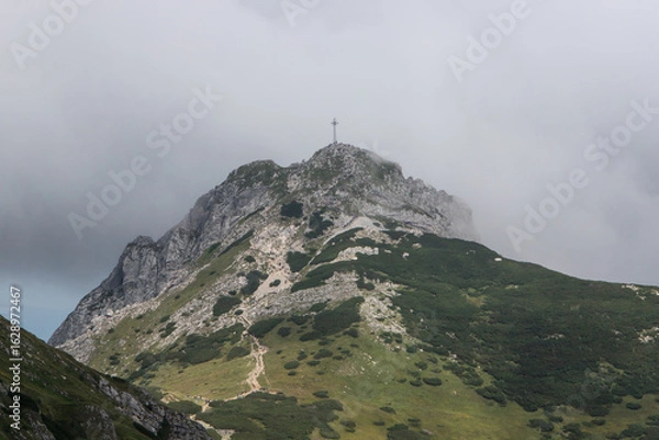 Obraz piękny widok na Giewont 1895 m n.p.m.