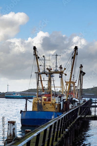Fototapeta fishing ships