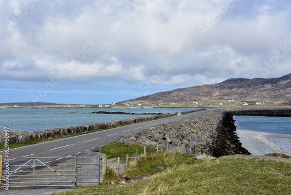 Fototapeta Western Isles with Causeways Spanning the Distances