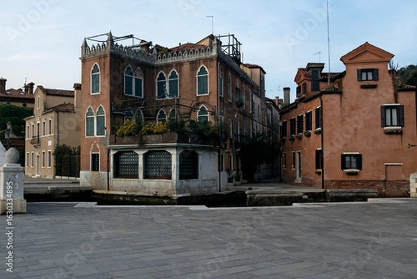 Fototapeta Venice architectural buildings in autumn