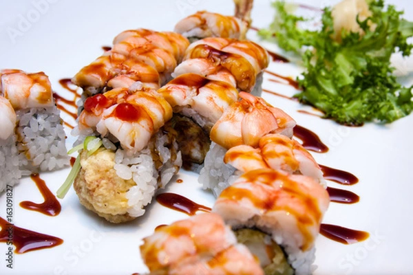 Obraz scorpion shrimp sushi