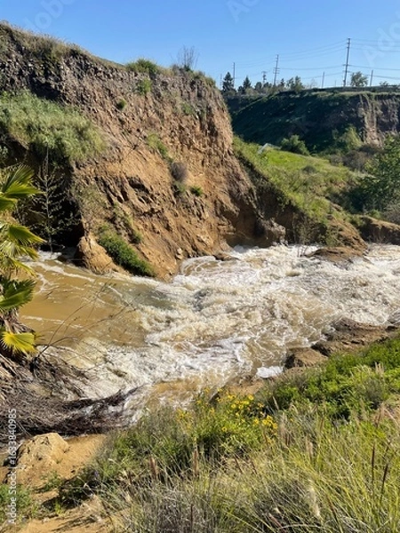 Obraz River through Ridge