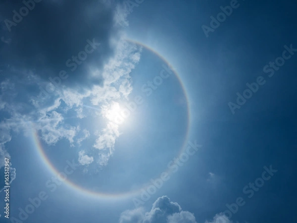 Fototapeta Circular Sun Halo in blue sky and cloud color like rainbow