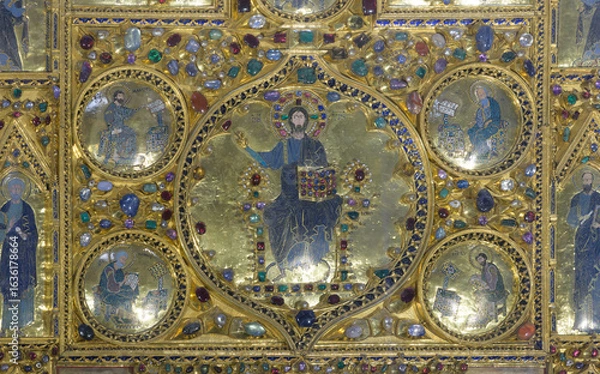 Fototapeta Detail of the Pala d'Oro, a Byzantine enamel and gem-studded altarpiece. St Mark's Basilica (Basilica di San Marco), Venice, Italy.