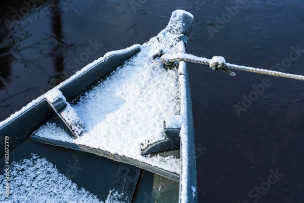 Obraz Punter Boat in Winter