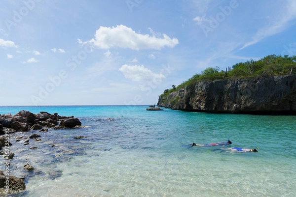 Obraz Tropical scenery in Curaçao with crystal-clear waters and a paradise beach. Perfect for travel, luxury, lifestyle campaigns, and high-impact editorial content.