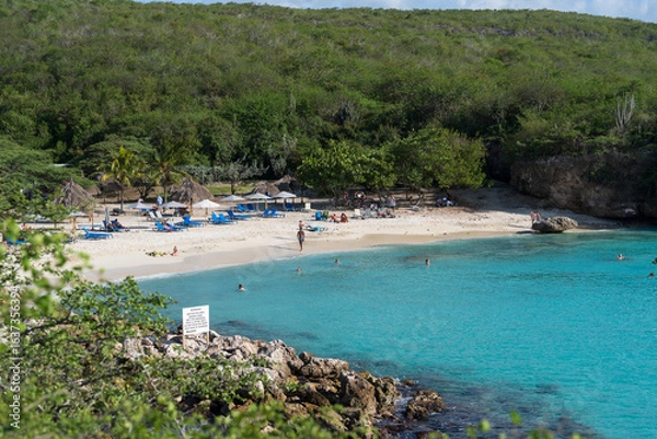 Obraz Tropical scenery in Curaçao with crystal-clear waters and a paradise beach. Perfect for travel, luxury, lifestyle campaigns, and high-impact editorial content.