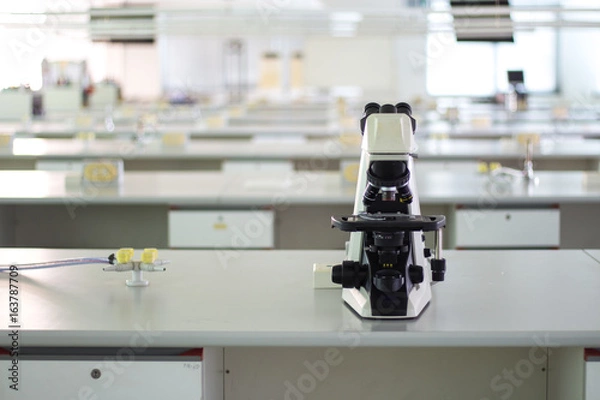 Obraz light microscope in laboratory room
