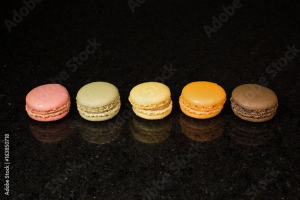 Fototapeta Five (5) French Macarons All in a Line