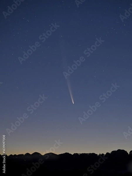 Obraz Comet. C/2023 A3 (Tsuchinshan-ATLAS).