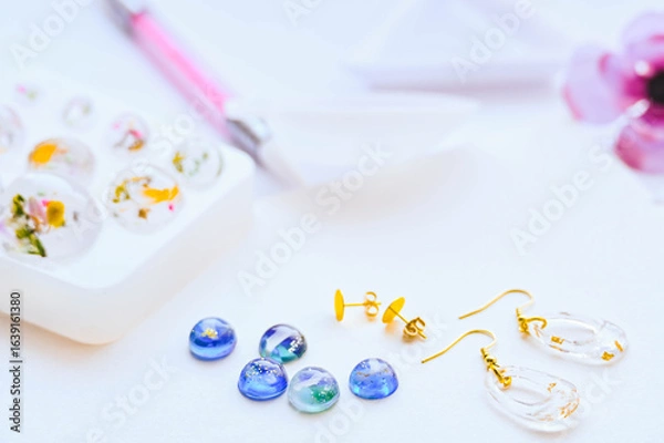 Fototapeta 夏イメージのレジンアクセサリー作り