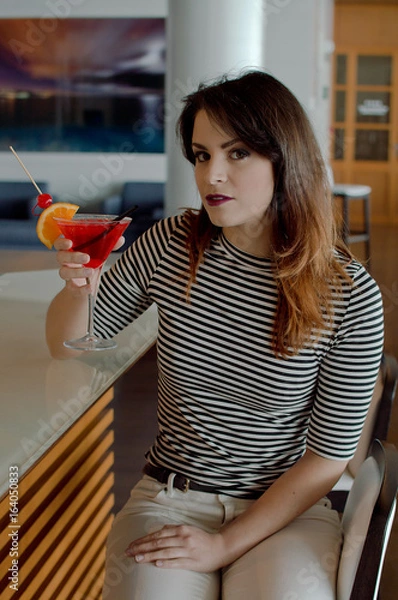 Obraz Girl drinking a cocktail