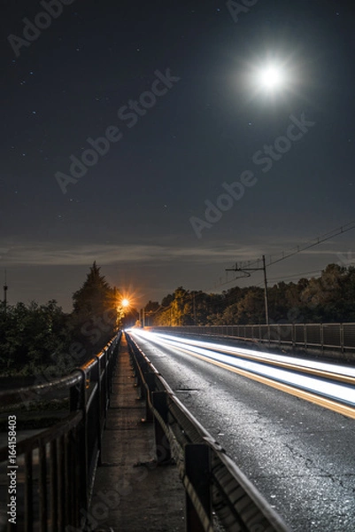 Obraz Light trails under the moon