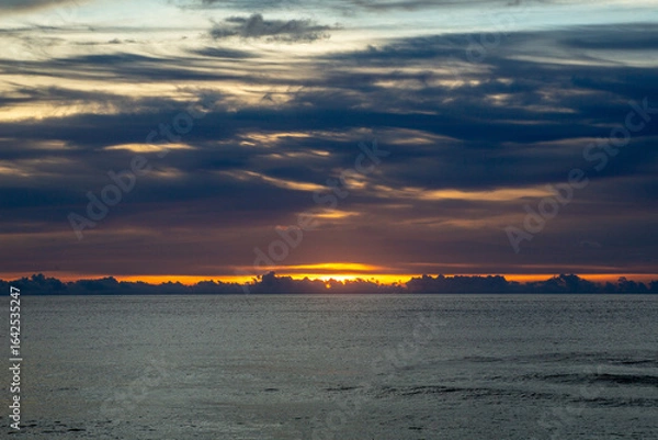 Fototapeta 奄美大島、夏の夕暮れ。