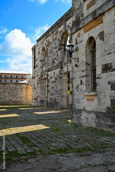 Fototapeta old building in the old town of Bermuda
