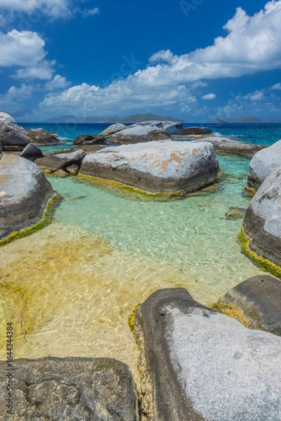 Obraz Alone at the baths