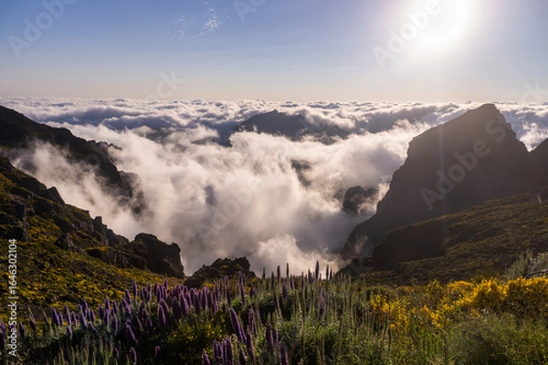 Fototapeta Scenic sunset view at Pico do Arieiro, hiking trail on Madeira Ilsland, Portugal