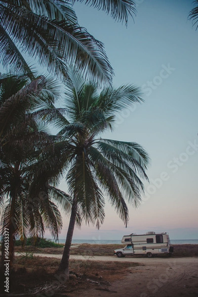 Obraz RV on a tropical beach