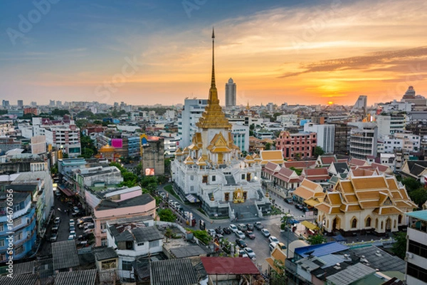 Obraz Aerial view cityscape twilight of Wat Trimit Witthayaram Worawihan and chinatown or yaowarat area, Temple of the Golden Buddha in Bangkok, Thailand.