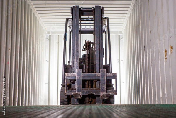 Obraz Gabelstapler im Container 