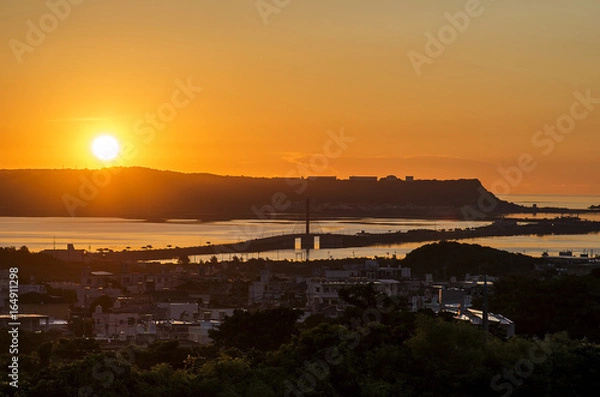 Fototapeta 沖縄　うるま市の夜明け