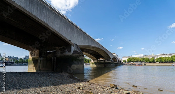 Fototapeta London Bridge with Beach and Foreshore on London South Bank