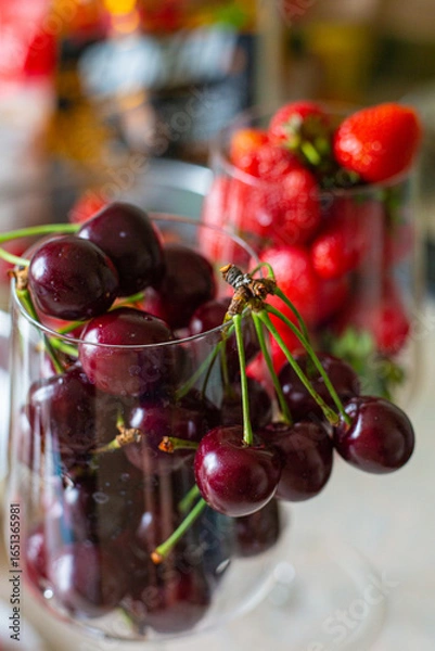 Obraz cherry in glass