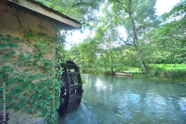 Fototapeta 水車小屋