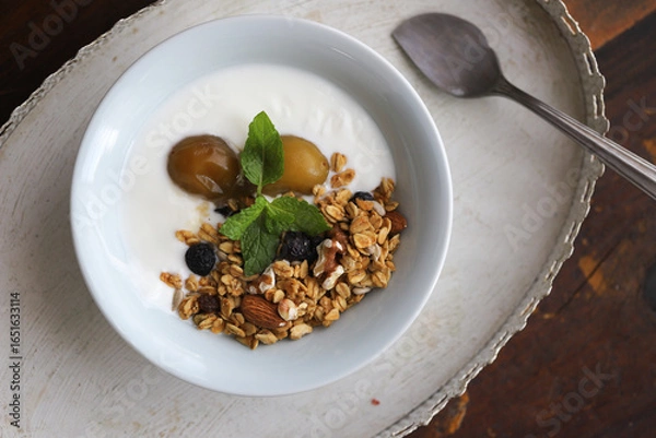 Obraz 南高梅のダージリン煮をトッピングしたヨーグルト