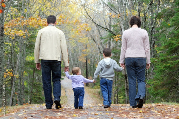 Obraz family walking