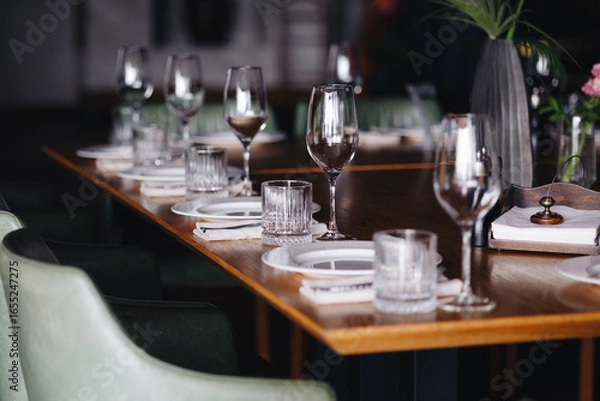Obraz Elegant Restaurant Table Setting with Glassware